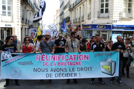 Manifestation_27_09_14_Reunification_Bretagne_Nantes_44BREIZH_1